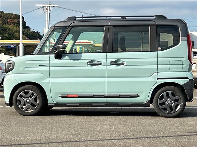 スペーシアギア ハイブリッドXZ 純正9インチナビ 両側パワースライドドア 全方位カメラ シートヒーター ステアリングヒーター ヘッドアップディスプレイ コーナーセンサー ETC フルセグ レーダークルーズコントロール レーンキープ(23枚目)