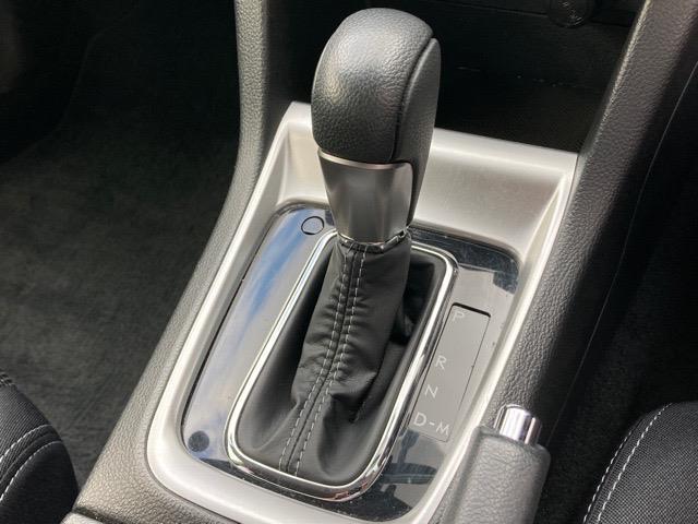 1.6GT 社外メモリナビ/フルセグ/AM/FM/BT/SD/AUX/バックカメラ/パドルシフト/クルーズコントロール/スマートキー/プッシュスタート/ETC/横滑り防止装置(11枚目)