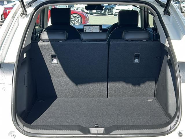 ヴェゼル e:HEV Z ホンダセンシング/クルコン/BSM/寒冷地仕様/前後コーナーセンサー/電動リアゲート/バックカメラ/純正コネクトディスプレイオーディオ/LEDオートライト/フォグランプ/ハーフレザーシ(27枚目)