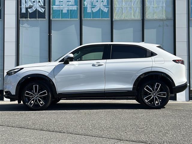 ヴェゼル e:HEV Z ホンダセンシング/クルコン/BSM/寒冷地仕様/前後コーナーセンサー/電動リアゲート/バックカメラ/純正コネクトディスプレイオーディオ/LEDオートライト/フォグランプ/ハーフレザーシ(32枚目)