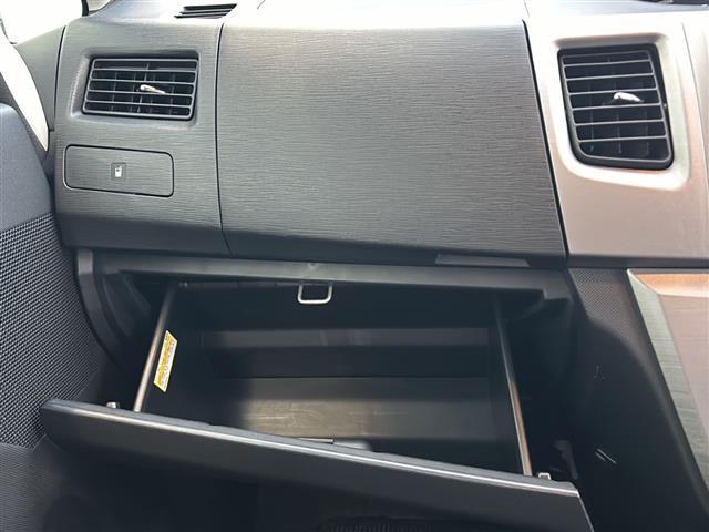ムーヴ カスタム Xリミテッド 禁煙車/バックカメラ/前方ドラレコ/純ナビ/AM/FM/ワンセグ/AUX/ETC/プッシュスタート/純正フロアマット/ウィンカーミラー/電動格納ミラー/純正アルミホイール/社外スタッドレスタイヤ車載(10枚目)