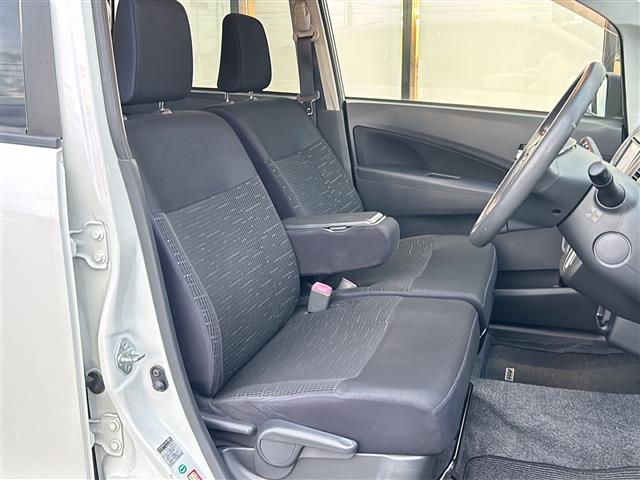 ムーヴ カスタム Xリミテッド 禁煙車/バックカメラ/前方ドラレコ/純ナビ/AM/FM/ワンセグ/AUX/ETC/プッシュスタート/純正フロアマット/ウィンカーミラー/電動格納ミラー/純正アルミホイール/社外スタッドレスタイヤ車載(20枚目)