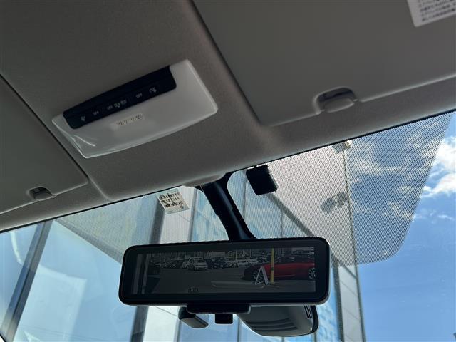 セレナ ハイウェイスターV プロパイロット/BSM/全方位/純正ナビ/ワンオーナー/ドラレコ/クルコン/コーナーセンサー/両側パワースライドドア/LEDオートライト/フォグランプ//デジタルインナーミラー/電動パーキングブレーキ(5枚目)