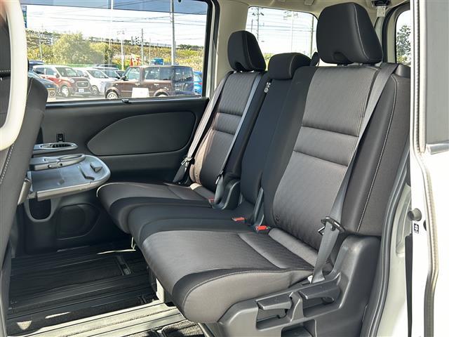 セレナ ハイウェイスターV プロパイロット/BSM/全方位/純正ナビ/ワンオーナー/ドラレコ/クルコン/コーナーセンサー/両側パワースライドドア/LEDオートライト/フォグランプ//デジタルインナーミラー/電動パーキングブレーキ(23枚目)