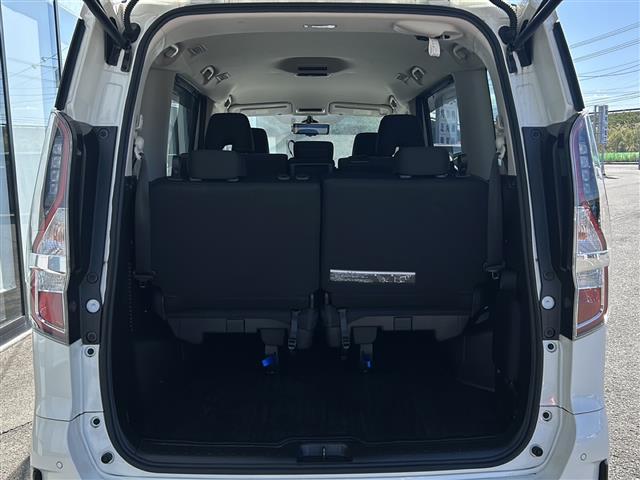 セレナ ハイウェイスターV プロパイロット/BSM/全方位/純正ナビ/ワンオーナー/ドラレコ/クルコン/コーナーセンサー/両側パワースライドドア/LEDオートライト/フォグランプ//デジタルインナーミラー/電動パーキングブレーキ(27枚目)