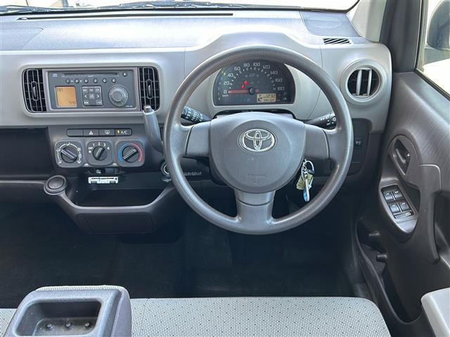 パッソ Ｘ　Ｌパッケージ　禁煙車／純正オーディオ／ＥＴＣ／社外アルミ／横滑り防止装置／アイドリングストップ／社外フロアマット／電動格納ミラー／ドアバイザー／リモコンキー／冬タイヤ車載（１６５／６５／Ｒ１４）５ｍｍ（2枚目）