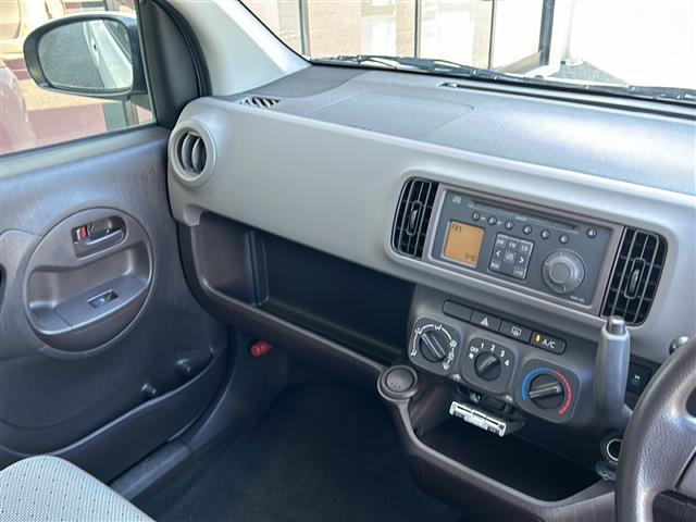 パッソ Ｘ　Ｌパッケージ　禁煙車／純正オーディオ／ＥＴＣ／社外アルミ／横滑り防止装置／アイドリングストップ／社外フロアマット／電動格納ミラー／ドアバイザー／リモコンキー／冬タイヤ車載（１６５／６５／Ｒ１４）５ｍｍ（6枚目）