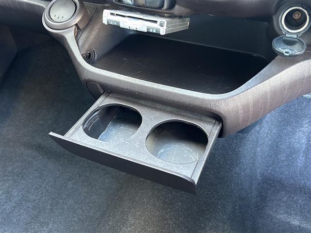 パッソ Ｘ　Ｌパッケージ　禁煙車／純正オーディオ／ＥＴＣ／社外アルミ／横滑り防止装置／アイドリングストップ／社外フロアマット／電動格納ミラー／ドアバイザー／リモコンキー／冬タイヤ車載（１６５／６５／Ｒ１４）５ｍｍ（17枚目）