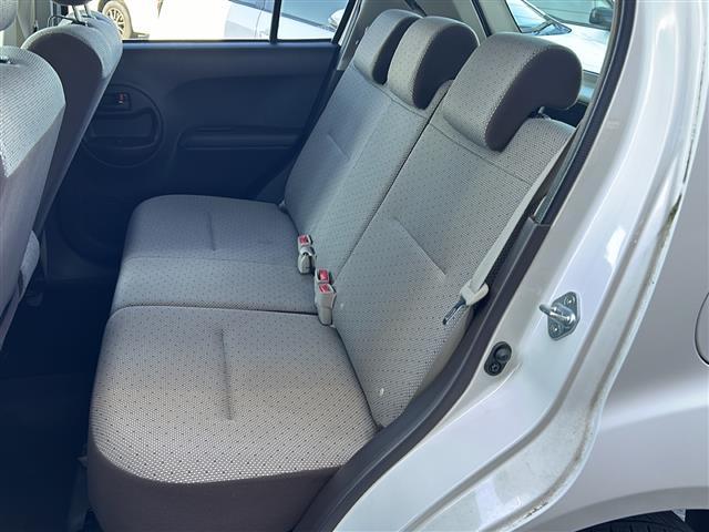 パッソ Ｘ　Ｌパッケージ　禁煙車／純正オーディオ／ＥＴＣ／社外アルミ／横滑り防止装置／アイドリングストップ／社外フロアマット／電動格納ミラー／ドアバイザー／リモコンキー／冬タイヤ車載（１６５／６５／Ｒ１４）５ｍｍ（23枚目）