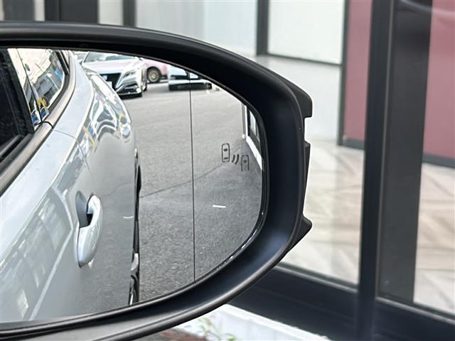 プリウス Ｚ　禁煙車／ＴＳＳ／ＢＳＭ／クルコン／全方位カメラ／レーンキープアシスト／横滑り防止装置／デジタルインナーミラー／コーナーセンサー／純正ナビ／置くだけ充電／ステアリングヒーター／レザーシート／パワーシート（37枚目）