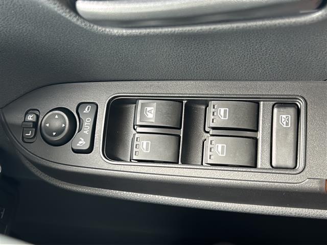 タント ファンクロスターボ ディスプレイオーディオ/両側Pスラ/全方位/スマートアシスト/レーンキープアシスト/横滑り防止装置/コーナーセンサー/LEDオートライト/オートマチックハイビーム/フォグランプ/DNシートヒーター(18枚目)