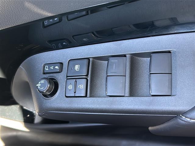 みなさまのお車選びのお手伝いをさせてください！スタッフ一同心よりご来店、お問い合わせをお待ちしております！