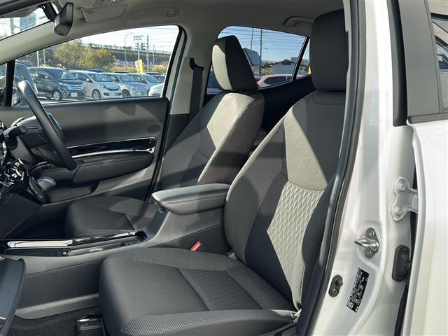 コンパクトカー　ヤリス／アクア／ヴィッツ／パッソ／カローラスポーツ／スイフト／フィット／ノート／デミオ／マツダ２／ＭＡＺＤＡ２　等が続々入荷！　ハイブリッドやディーゼル・軽油などのモデルもございます！