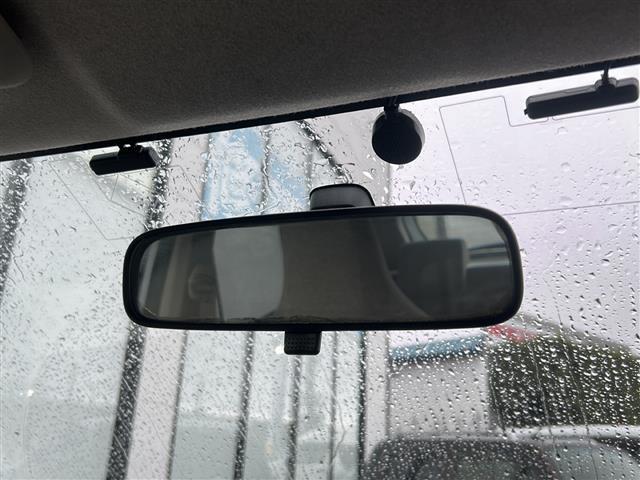 パッソ Ｘ　禁煙車／横滑り防止装置／社外ＳＤナビ／ＨＩＤヘッドライト／ＥＴＣ☆社外ＡＷ／純正フロアマット／電動格納ミラー／ドアバイザー／リモコンキー／保証書／記録簿（9枚目）