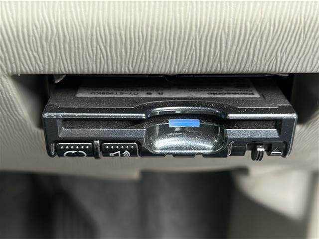 パッソ Ｘ　禁煙車／横滑り防止装置／社外ＳＤナビ／ＨＩＤヘッドライト／ＥＴＣ☆社外ＡＷ／純正フロアマット／電動格納ミラー／ドアバイザー／リモコンキー／保証書／記録簿（17枚目）