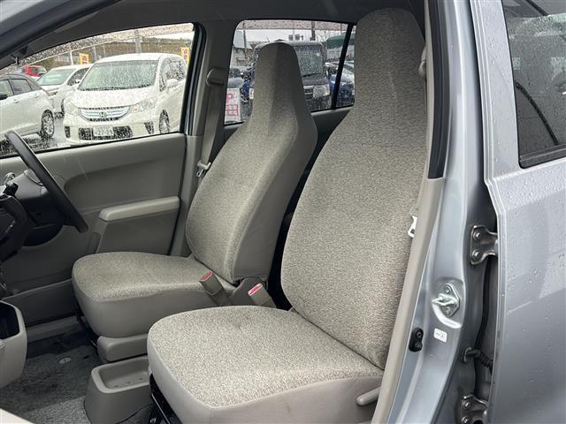 パッソ Ｘ　禁煙車／横滑り防止装置／社外ＳＤナビ／ＨＩＤヘッドライト／ＥＴＣ☆社外ＡＷ／純正フロアマット／電動格納ミラー／ドアバイザー／リモコンキー／保証書／記録簿（23枚目）