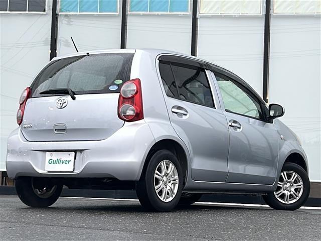 パッソ Ｘ　禁煙車／横滑り防止装置／社外ＳＤナビ／ＨＩＤヘッドライト／ＥＴＣ☆社外ＡＷ／純正フロアマット／電動格納ミラー／ドアバイザー／リモコンキー／保証書／記録簿（37枚目）