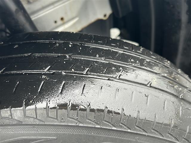 パッソ Ｘ　禁煙車／横滑り防止装置／社外ＳＤナビ／ＨＩＤヘッドライト／ＥＴＣ☆社外ＡＷ／純正フロアマット／電動格納ミラー／ドアバイザー／リモコンキー／保証書／記録簿（41枚目）