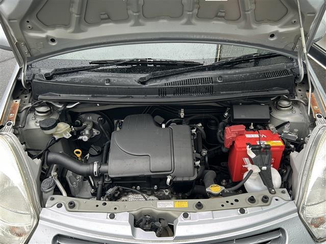 パッソ Ｘ　禁煙車／横滑り防止装置／社外ＳＤナビ／ＨＩＤヘッドライト／ＥＴＣ☆社外ＡＷ／純正フロアマット／電動格納ミラー／ドアバイザー／リモコンキー／保証書／記録簿（42枚目）