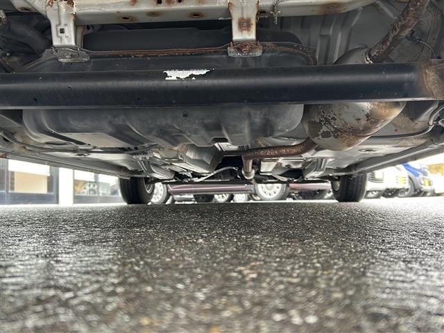 パッソ Ｘ　禁煙車／横滑り防止装置／社外ＳＤナビ／ＨＩＤヘッドライト／ＥＴＣ☆社外ＡＷ／純正フロアマット／電動格納ミラー／ドアバイザー／リモコンキー／保証書／記録簿（43枚目）