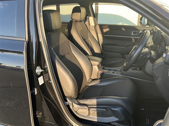 ヴェゼル e:HEV Z ホンダセンシング/寒冷地仕様/ドラレコ/純正ディスプレイオーディオ/BSM/バックカメラ/電動リアゲート/LEDオートライト/ハーフレザーシート/ステアリングヒーター/ステアリングスイッチ/純正AW(23枚目)