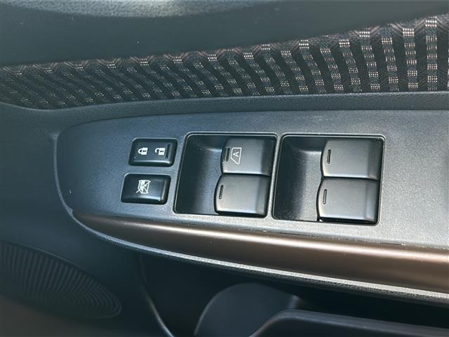 ノート ｅ－パワー　メダリスト　ＦＯＵＲ　禁煙車／クルコン／純正ナビ／全方位／ドラレコ／エマージェンシーブレーキ／踏み間違い衝突防止アシスト／レーンキープアシスト／デジタルインナーミラー／ＬＥＤオートライト／フォグランプ／ハーフレザーシート（18枚目）