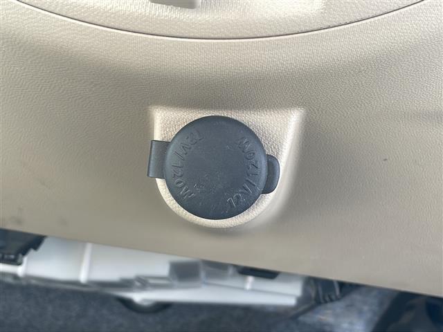 キャロル ＧＳ　オーディオ／ＡＭ／ＦＭ／ＣＤ／リモコンキー／エアバック／ハロゲンライト／ＡＢＳ／純正フロアマット／チャイルドロック／パワーステアリング／パワーウィンドウ（6枚目）