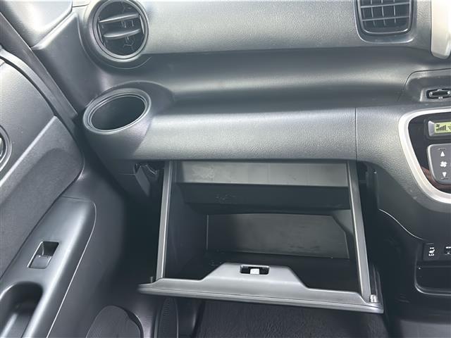 N-BOX G・Lパッケージ 4WD/純正ディスプレイオーディオ/AM/FM/ワンセグ/CD/BT/シートヒーター/ステアリングスイッチ/片側パワースライドドア/衝突被害軽減システム/ビルトインETC/ドアバイザー/集中ドアロック(7枚目)