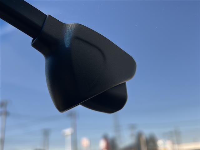 フィット ホーム　禁煙車／ホンダセンシング／純正ナビ／寒冷地仕様／コーナーセンサー／バックカメラ☆ＬＥＤオートライト／オートマチックハイビーム／ハーフレザーシート／前後ドライブレコーダー／ステアリングスイッチ／ＥＴＣ（8枚目）