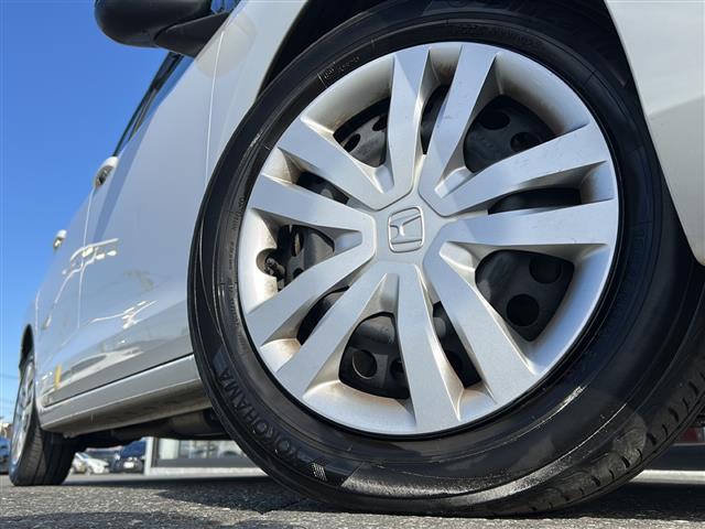 フィット ホーム　禁煙車／ホンダセンシング／純正ナビ／寒冷地仕様／コーナーセンサー／バックカメラ☆ＬＥＤオートライト／オートマチックハイビーム／ハーフレザーシート／前後ドライブレコーダー／ステアリングスイッチ／ＥＴＣ（36枚目）