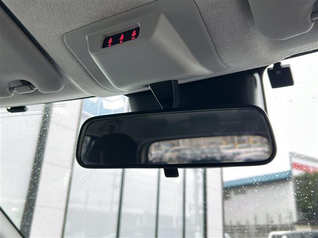 ライズ Ｚ　４ＷＤ／純正ディーラーＯＰナビ／ＡＭ／ＦＭ／フルセグ／ＢＴ／全方位カメラ／バックカメラ／ステアリングスイッチ／クルーズコントロール追従有／ワイパーデアイザー／ターボ／レーンキープアシスト／ＥＴＣ２．０（4枚目）