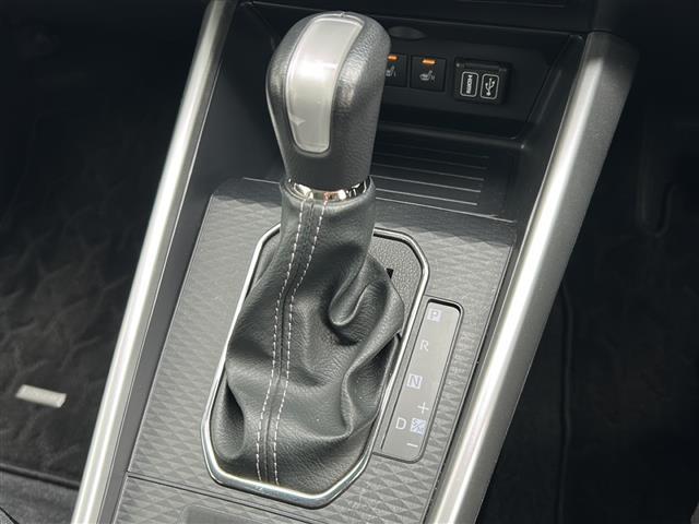 ライズ Ｚ　４ＷＤ／純正ディーラーＯＰナビ／ＡＭ／ＦＭ／フルセグ／ＢＴ／全方位カメラ／バックカメラ／ステアリングスイッチ／クルーズコントロール追従有／ワイパーデアイザー／ターボ／レーンキープアシスト／ＥＴＣ２．０（12枚目）