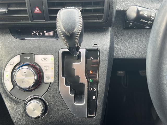 シエンタ Ｇ　セーフティーセンス／両側Ｐスラ／純正ナビ／レーンキープアシスト／横滑り防止装置／フリップダウンモニター／バックカメラ／ステアリングスイッチ／ビルトインＥＴＣ／社外ＡＷ／スペアキー／エンジンスターター（12枚目）