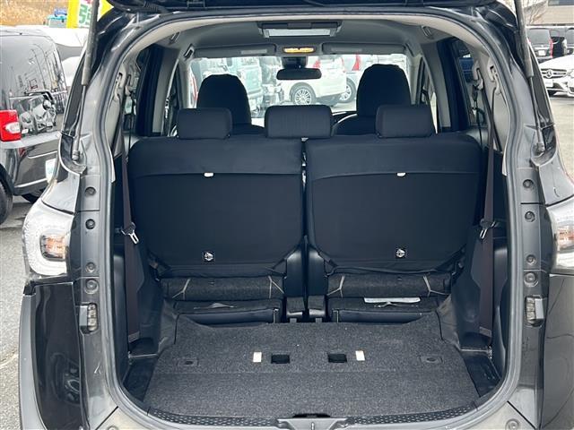 シエンタ Ｇ　セーフティーセンス／両側Ｐスラ／純正ナビ／レーンキープアシスト／横滑り防止装置／フリップダウンモニター／バックカメラ／ステアリングスイッチ／ビルトインＥＴＣ／社外ＡＷ／スペアキー／エンジンスターター（30枚目）