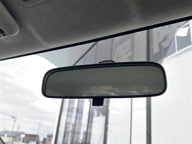 パッソ X 社外ナビ/バックカメラ/社外AW/純正フロアマット/電動格納ミラー/リモコンキー/ドアバイザー/光軸調整/保証書(8枚目)