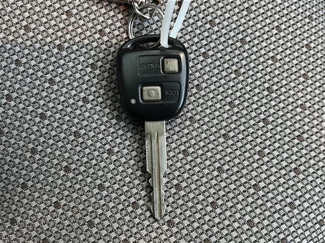 パッソ X 社外ナビ/バックカメラ/社外AW/純正フロアマット/電動格納ミラー/リモコンキー/ドアバイザー/光軸調整/保証書(15枚目)