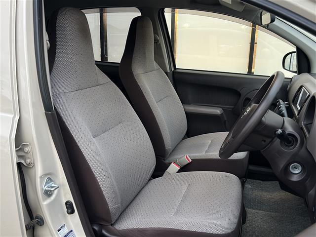 パッソ X 社外ナビ/バックカメラ/社外AW/純正フロアマット/電動格納ミラー/リモコンキー/ドアバイザー/光軸調整/保証書(23枚目)