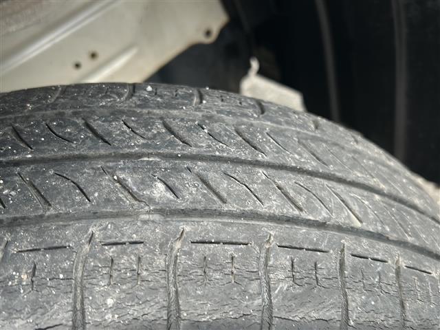 パッソ X 社外ナビ/バックカメラ/社外AW/純正フロアマット/電動格納ミラー/リモコンキー/ドアバイザー/光軸調整/保証書(41枚目)