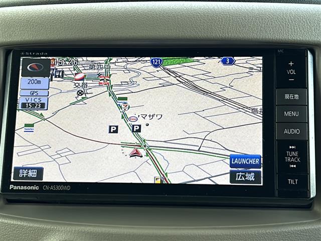 キューブ コダワリセレクション 禁煙車/アイドリングストップ/社外SDナビ/AM/FM/TV/CD/DVD/SD/IPOD/純正フロアマット/レザーシート/オートライト/電動格納ミラー/フォグランプ(3枚目)