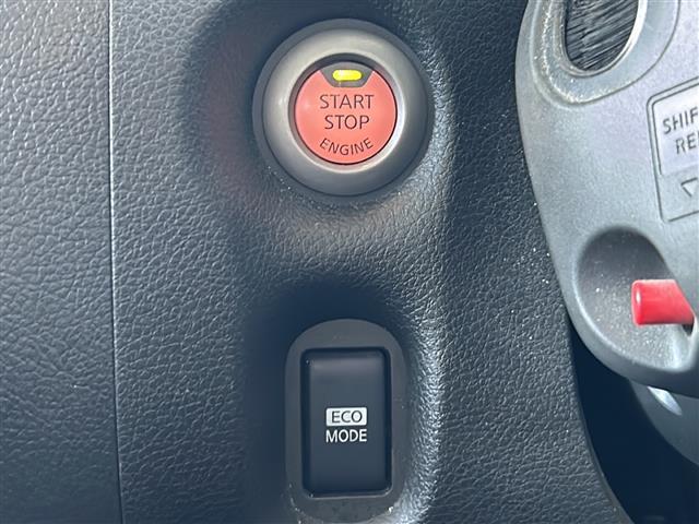 キューブ コダワリセレクション 禁煙車/アイドリングストップ/社外SDナビ/AM/FM/TV/CD/DVD/SD/IPOD/純正フロアマット/レザーシート/オートライト/電動格納ミラー/フォグランプ(15枚目)