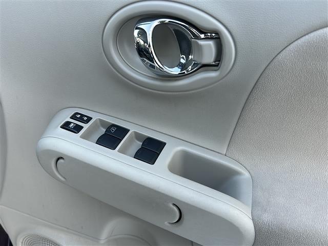 キューブ コダワリセレクション 禁煙車/アイドリングストップ/社外SDナビ/AM/FM/TV/CD/DVD/SD/IPOD/純正フロアマット/レザーシート/オートライト/電動格納ミラー/フォグランプ(19枚目)