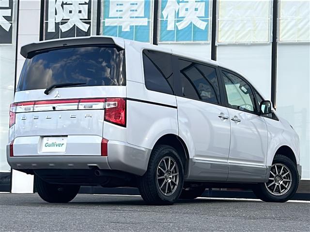 デリカD:5 P 禁煙車/衝突軽減/BSM/全方位/前後ドラレコ/クルコン/ALPINEナビ/テレキャン/ALPINEフリップダウンモニター/両側パワスラ/電動サイドステップ/パワーバックドア/スマートキー×2/ETC(34枚目)