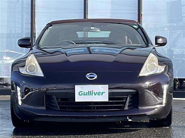 フェアレディＺ ロードスターバージョンＴ　禁煙車／電動オープン／ＢＯＳＥ／純正ナビ／Ｂカメ／ハーフレザー／パワーシート／シートヒーター／エアシート／ＥＴＣ／純正１８インチＡＷ／ＨＫＳマフラー／ＬＥＤヘッドライト／純正フロアマット／スマートキー（32枚目）