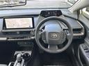 プリウス Ｚ　禁煙車／ＴＳＳ／ＢＳＭ／クルコン／全方位カメラ／レーンキープアシスト／横滑り防止装置／デジタルインナーミラー／コーナーセンサー／純正ナビ／置くだけ充電／ステアリングヒーター／レザーシート／パワーシート（7枚目）