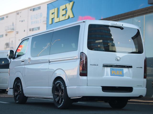 スーパーGL ダークプライムII パールホワイト デジタルインナーミラー パワースライドドア ローダウン FLEXオリジナルフロントスポイラー オーバーフェンダー ベットキットType2 バルベログランデアルミ ナスカータイヤ 車中泊(22枚目)