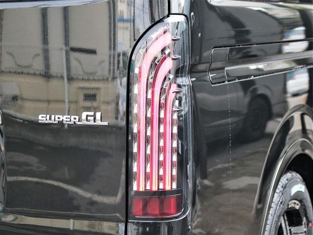 スーパーGL ダークプライムII デジタルインナーミラー 小窓付き パノラミックビューモニター ローダウン Delf02アルミ ナスカータイヤ フロントスポイラー オーバーフェンダー 煌ブラックLEDテール ダークプライム アウトドア(14枚目)