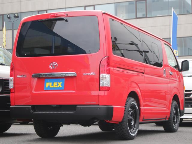 ロングスーパーGL 丸目フェイスチェンジ 丸目キット TOYOTAマーク マットブラック塗装 アルミホイール オープンカントリータイヤ 寒冷地仕様 デジタルインナーミラー パノラミックビューモニター レッド シートカバー(57枚目)