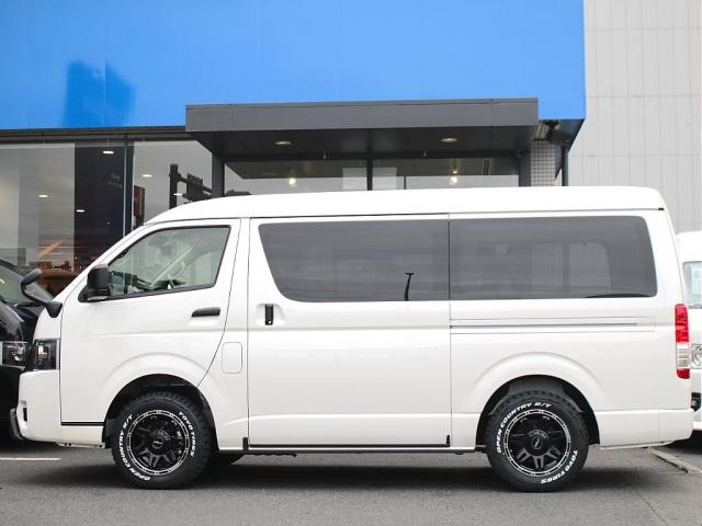 GL マットブラック塗装済 デジタルインナーミラー パノラミックビューモニター パワースライドドア オープンカントリータイヤ オフロードバンパー ヘッドライトインナーブラック塗装 10人乗り 寒冷地仕様(18枚目)