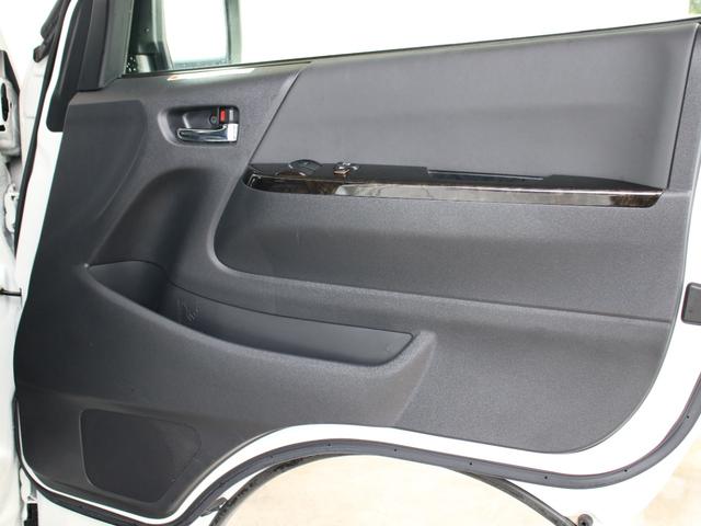 ハイエースバン スーパーGL ダークプライムII オフロード 新品タイヤ 新品アルミホイール BIG-Xパーフェクトフィット ETC2.0 ドラレコ有 フロアマット ルーフスピーカー アームレスト フロントスポイラー LEDテールランプ ベッドキット(29枚目)