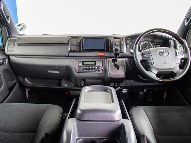 ハイエースバン スーパーGL ダークプライムII 買取直販 足回り強化パーツ ディーゼル 4WD ナビ付 前後ドラレコ パノラミックビューモニター 両側パワースライドドア デジタルインナーミラー LEDテールランプ アルミホイール モデリスタ エアロ(2枚目)